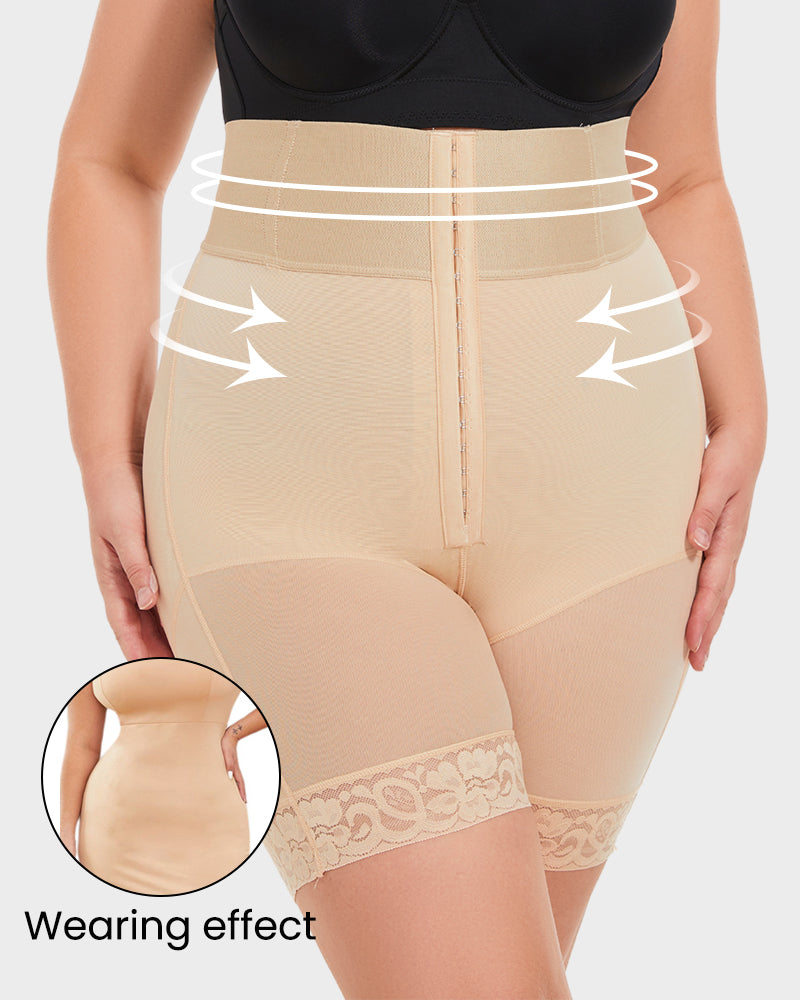 Pantalones cortos de cintura ultra alta con diseño esculpido y deshuesado