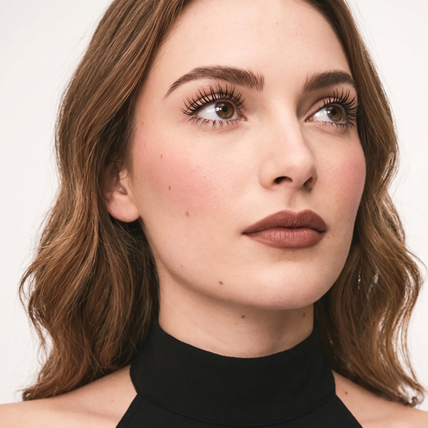 Lengthening & Volumizing Mascara – Clump-Free Lashes